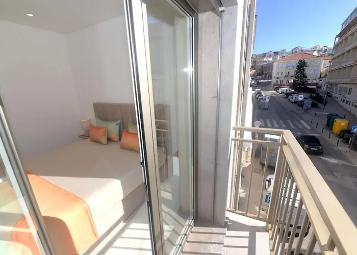 Oro Nero Encantos - Luxury 2 Bedroom In Location Назаре